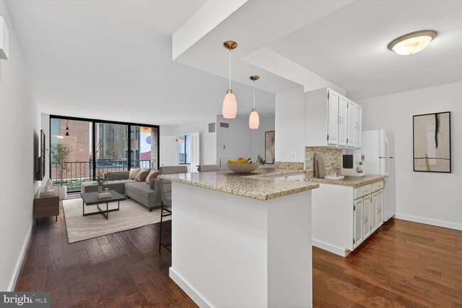 Building Photo - 2555 Pennsylvania Ave NW