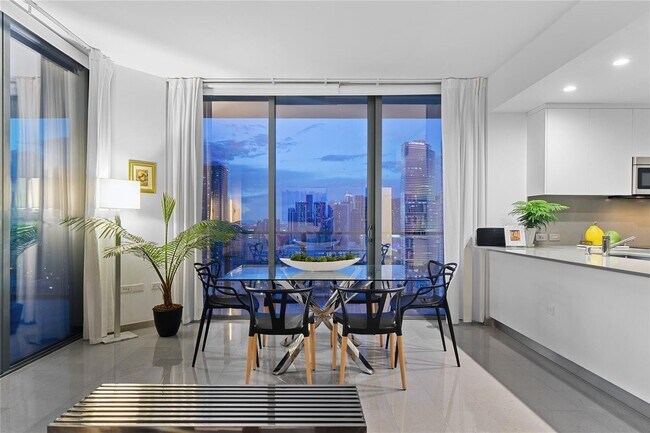 Foto del edificio - 68 SE 6th St