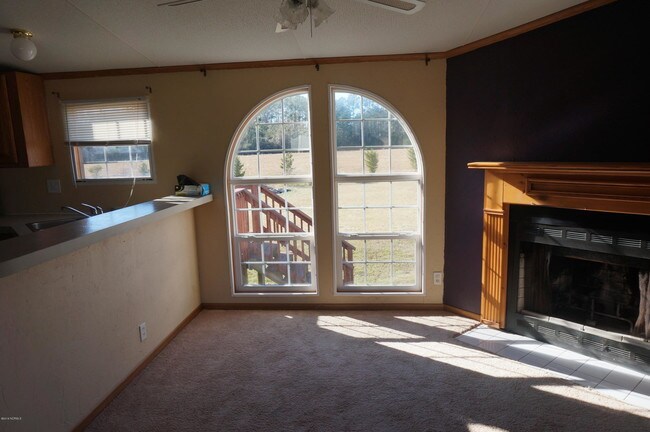Building Photo - 121 Pine Cliff Rd