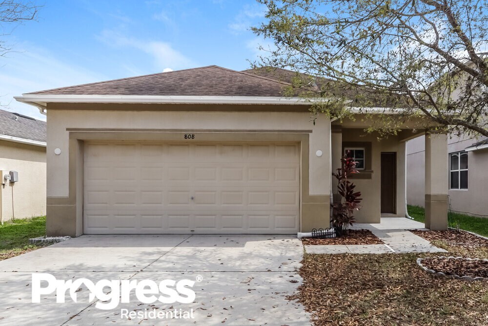 Primary Photo - 808 College Chase Dr