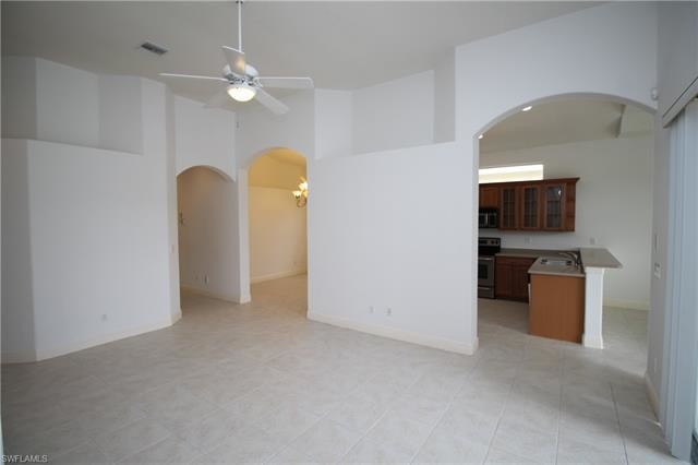 Foto del edificio - 4 bedroom in Naples FL 34120