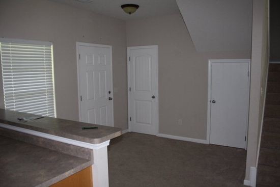Building Photo - 3 br, 2.5 bath Townhome - Shady Oaks