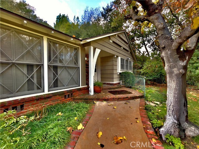 Building Photo - 3167 Laurel Canyon Blvd