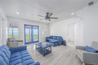 Building Photo - 7007 S Indian River Dr