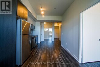 Building Photo - 859 The Queensway