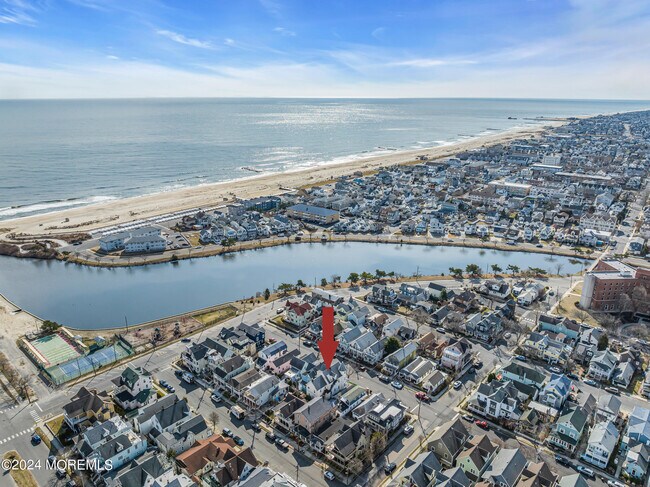 Foto del edificio - 55 Clark Ave