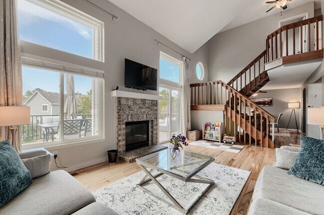 Building Photo - 4 Bedroom 4 Bath Home in Thornton Available July 15th!