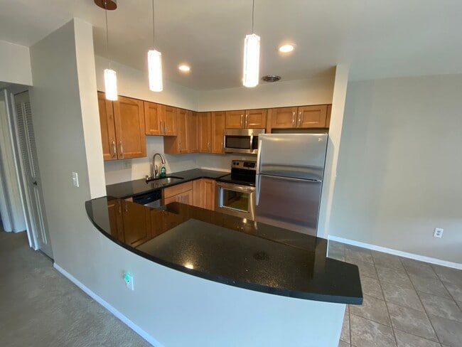 Photo - 2 Bedroom Condo with Balcony in a Quiet Building!