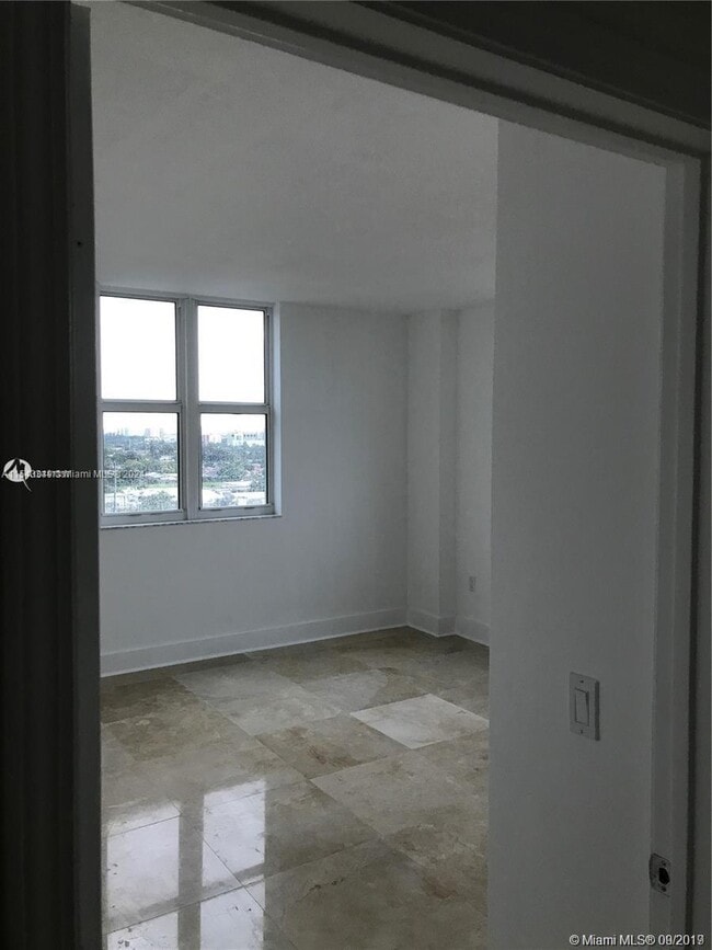 Building Photo - 117 NW 42nd Ave