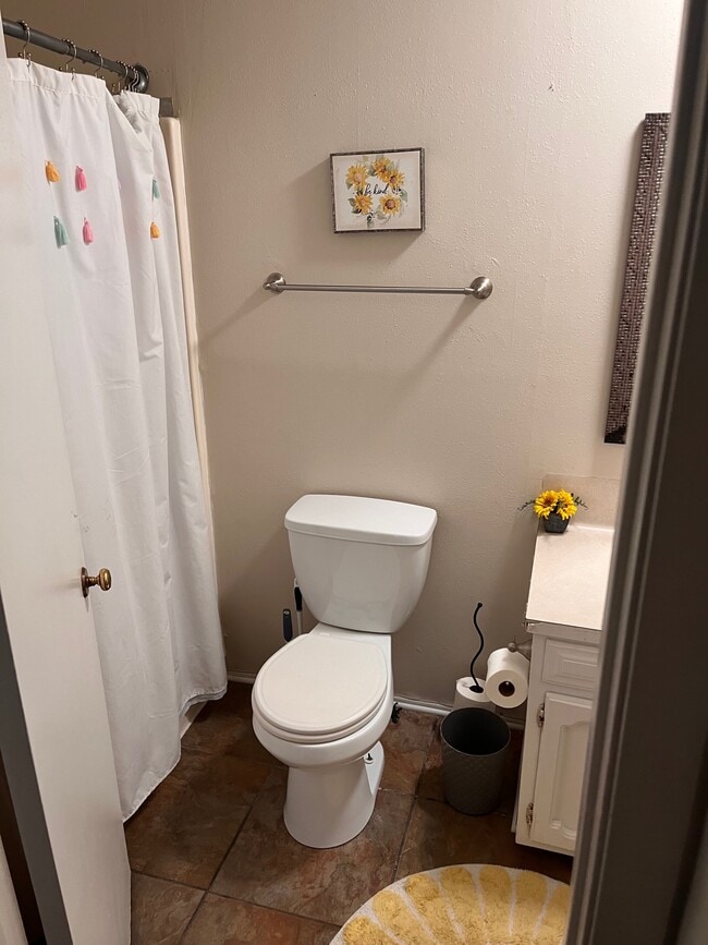 Building Photo - 4332 Rue de Belle Maison