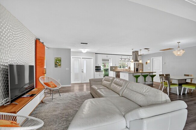 Foto del edificio - 113 Park Ln E