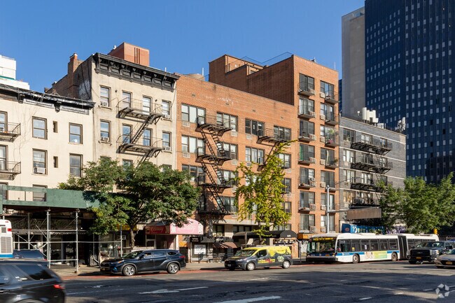 Building Photo - 649 2nd Ave
