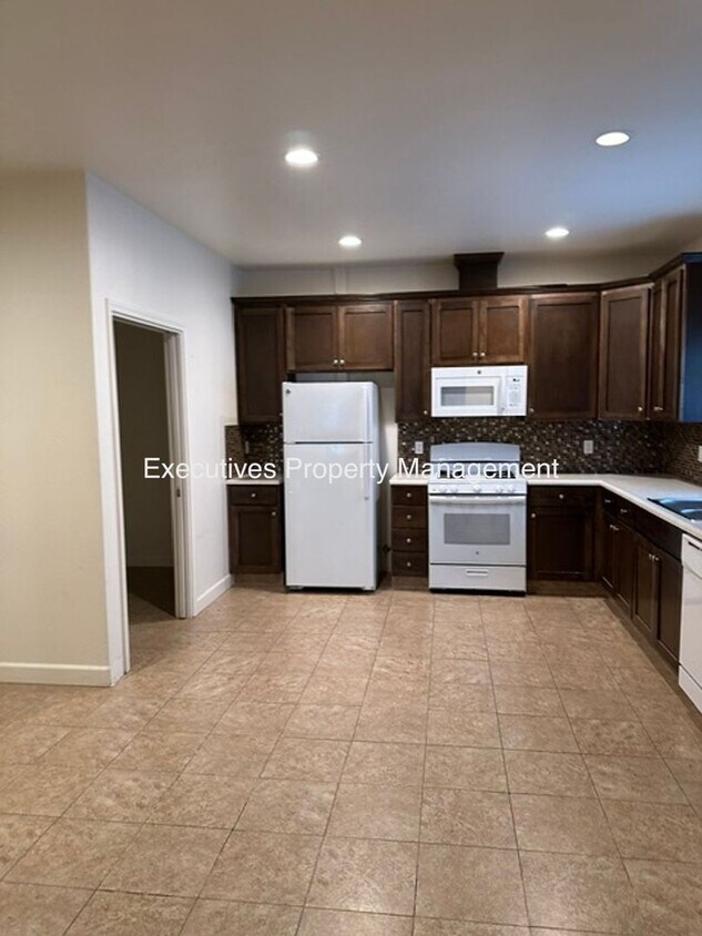 Foto del edificio - 261 W 19th St