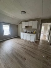Building Photo - 7100 Lawn Ave