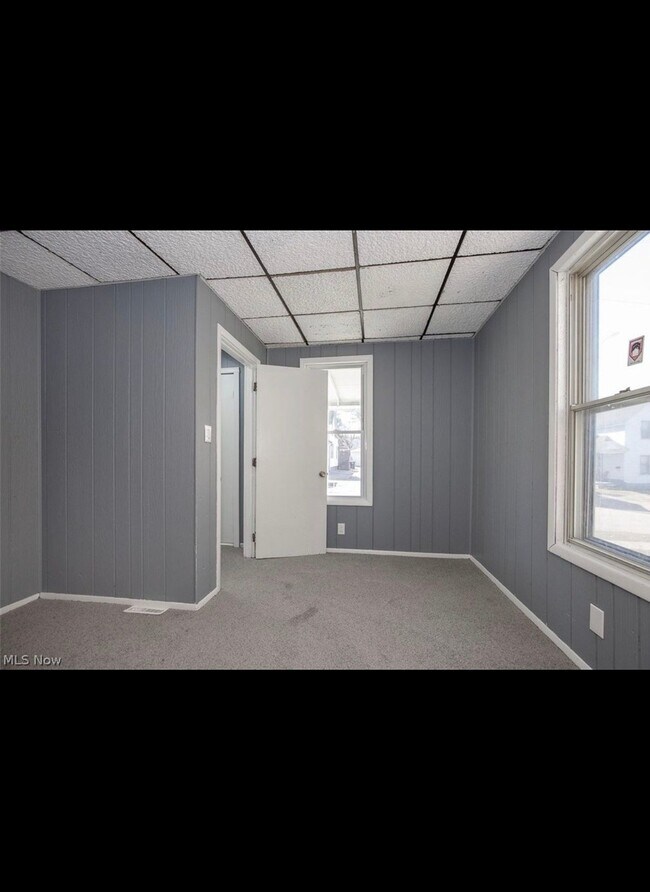 Foto del edificio - 7815 Jeffries Ave