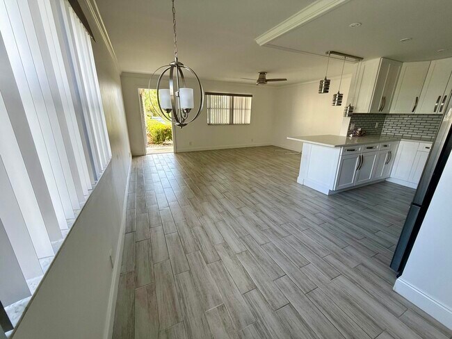 Foto del edificio - 675 Brittany Park