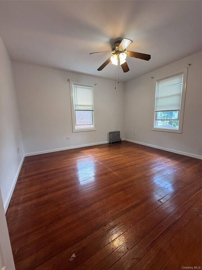 Building Photo - 137-46 Bedell St