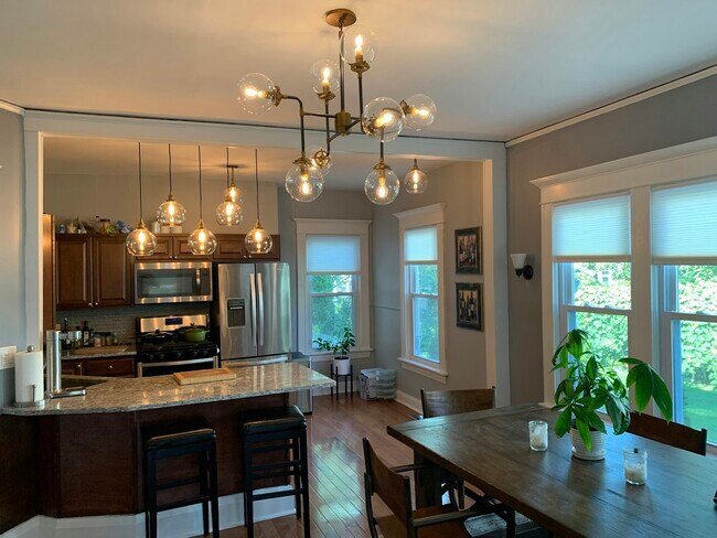 Foto del edificio - 16 Inwood Pl