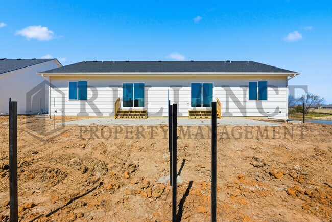 Foto del edificio - 5243 N Pinecrest Ct