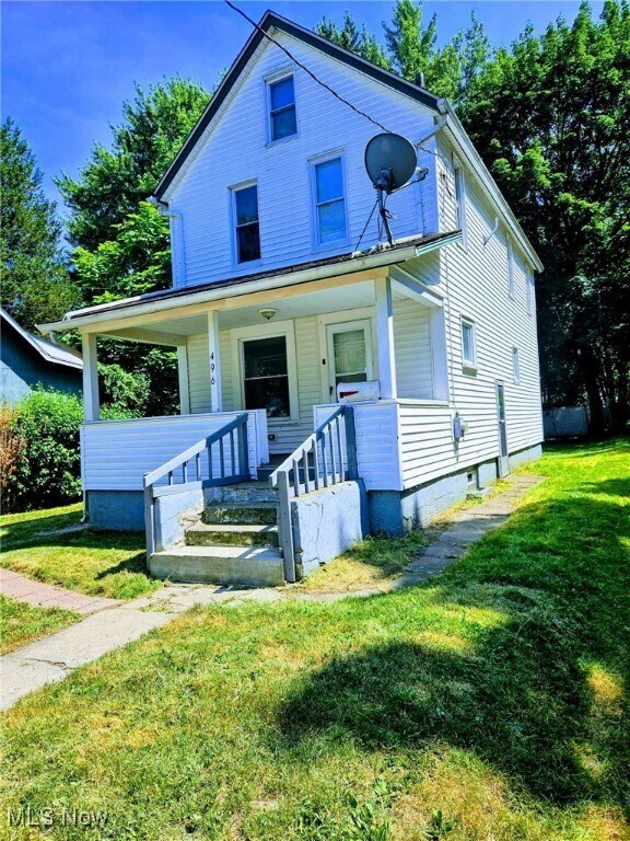 Foto del edificio - 496 Rothrock Ave
