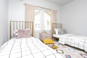 Interior Photo - Prelude at Paramount