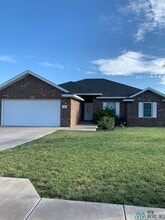 Building Photo - 116 Mariposa Dr