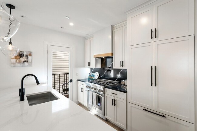 Foto del edificio - 57 Saratoga St