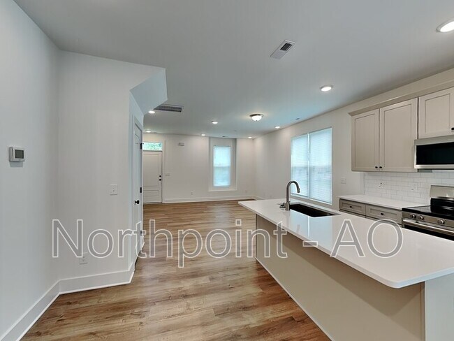 Foto del edificio - 513 Craven St