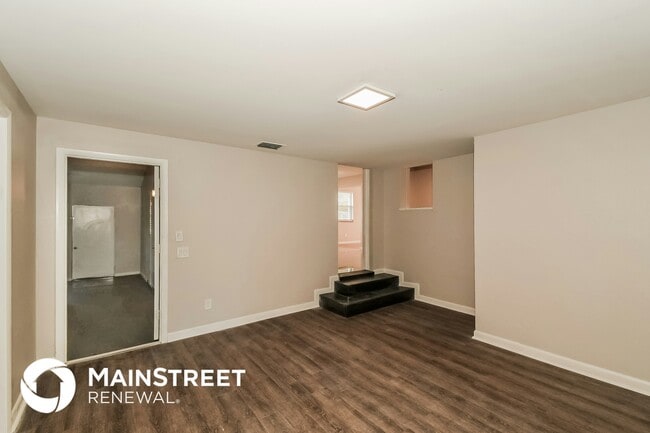 Building Photo - 7070 Perke Dr