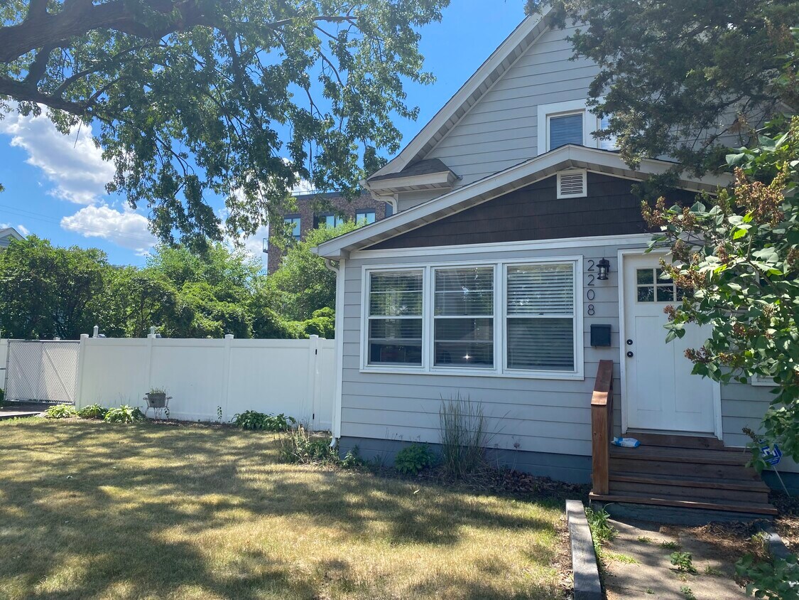 2208 Madison St NE, Minneapolis, MN 55418 House Rental in Minneapolis