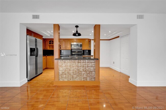 Building Photo - 14203 SW 66th St