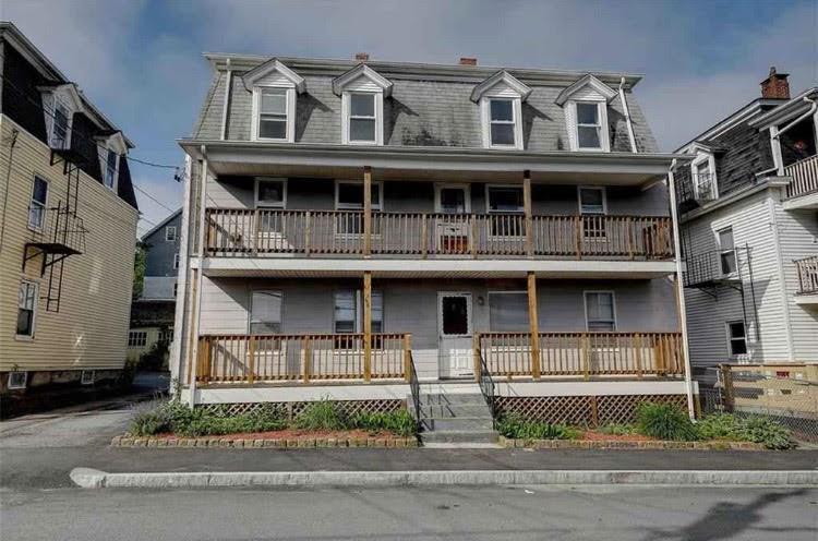 Primary Photo - 68 Central St