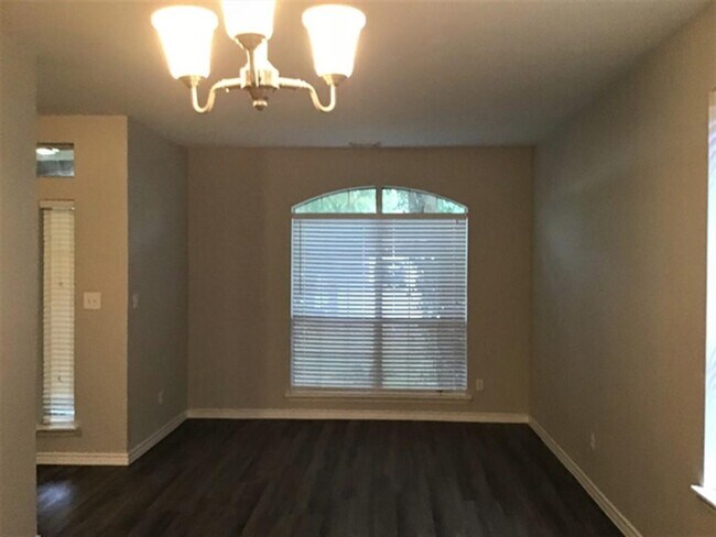 Foto del edificio - 10931 S Falls Terrace