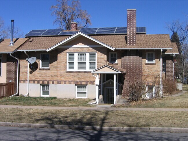 entrada del apartamento - 1891 S Pennsylvania St