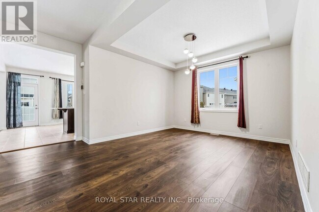 Building Photo - 284 Ponderosa St