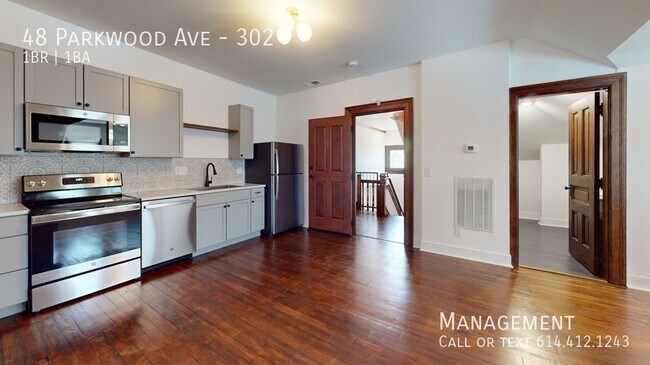 Building Photo - 48 Parkwood Ave
