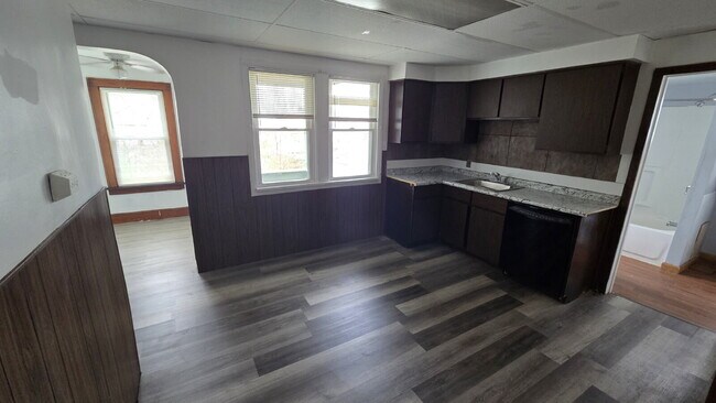 Foto del edificio - "3-Bed Comfort, Style & Nearby Recreation!"