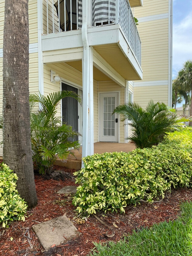 1801 Island Club Dr Unit 573, Indialantic, FL 32903 Condo for Rent in