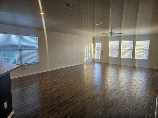 Foto del edificio - 230 Timber Dr