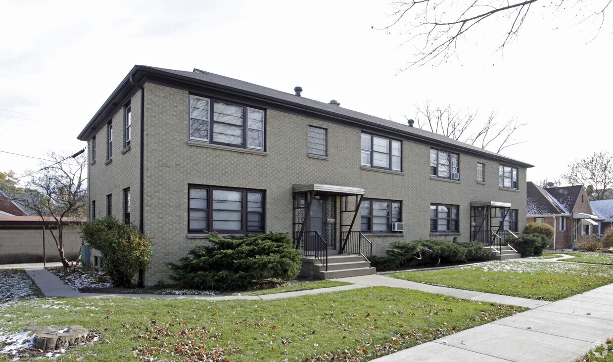 Foto del edificio - 2820-2828 N 76th St