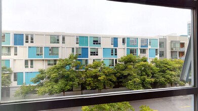 Interior Photo - Edgewater