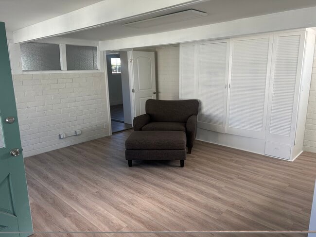 Building Photo - 7932 Rhea Vista Dr