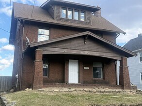 Building Photo - 1432 Louisiana Ave NW