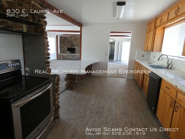 Building Photo - 830 E. Laurel Ave - Zero Deposit, Ask us how!