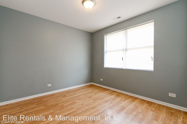 Foto del edificio - 7915 S Phillips Ave