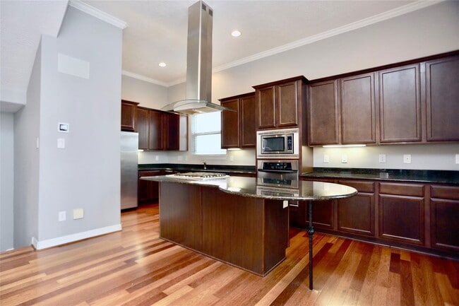 Photo - 114 Heights Blvd Apartment