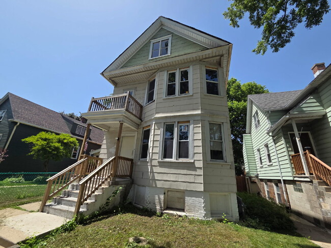 Building Photo - 2-Bedroom/1 Bath —2235 South 20th Street