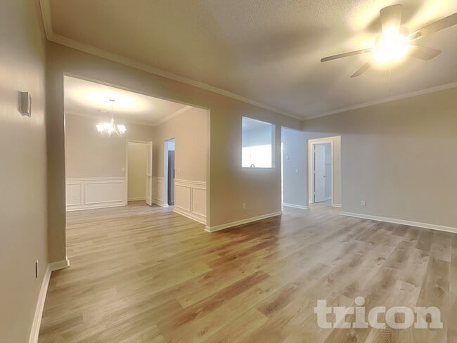 Building Photo - 222 Southwind Ln
