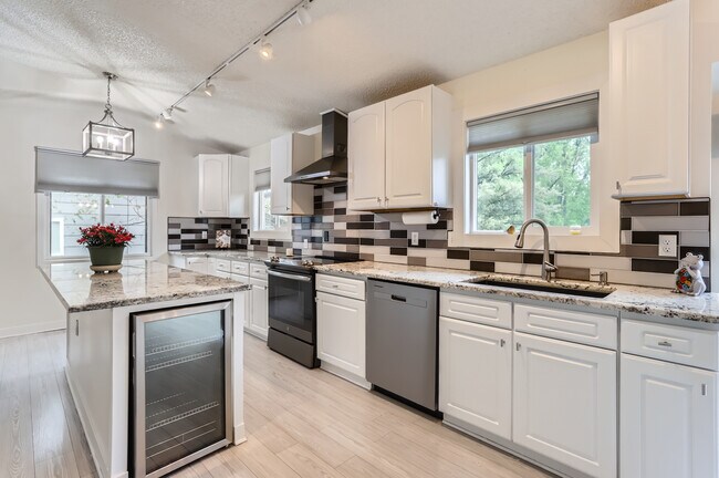 Cocina - 1506 Fisk Ct