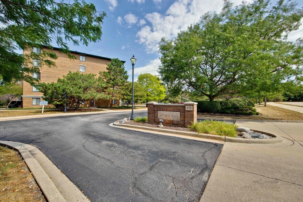 470 Fawell Blvd Unit 413, Glen Ellyn, IL 60137 Condo for Rent in Glen Ellyn, IL